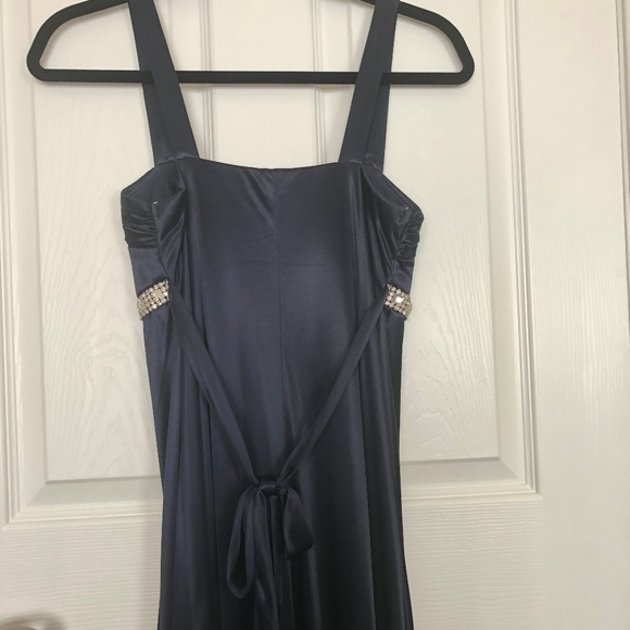 Navy Blue Satin Gown - Picture 4 of 5